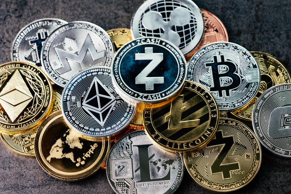 Bitcoin Casino Test: Die besten Bitcoin Casinos 2025 im Vergleich 13 Crypto,Currency,Background,With,Various,Of,Shiny,Silver,And,Golden